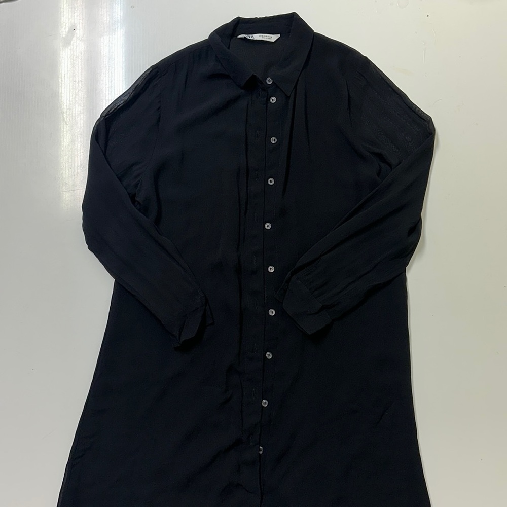 Zara Black Long Sleeve Button-Up Blouse